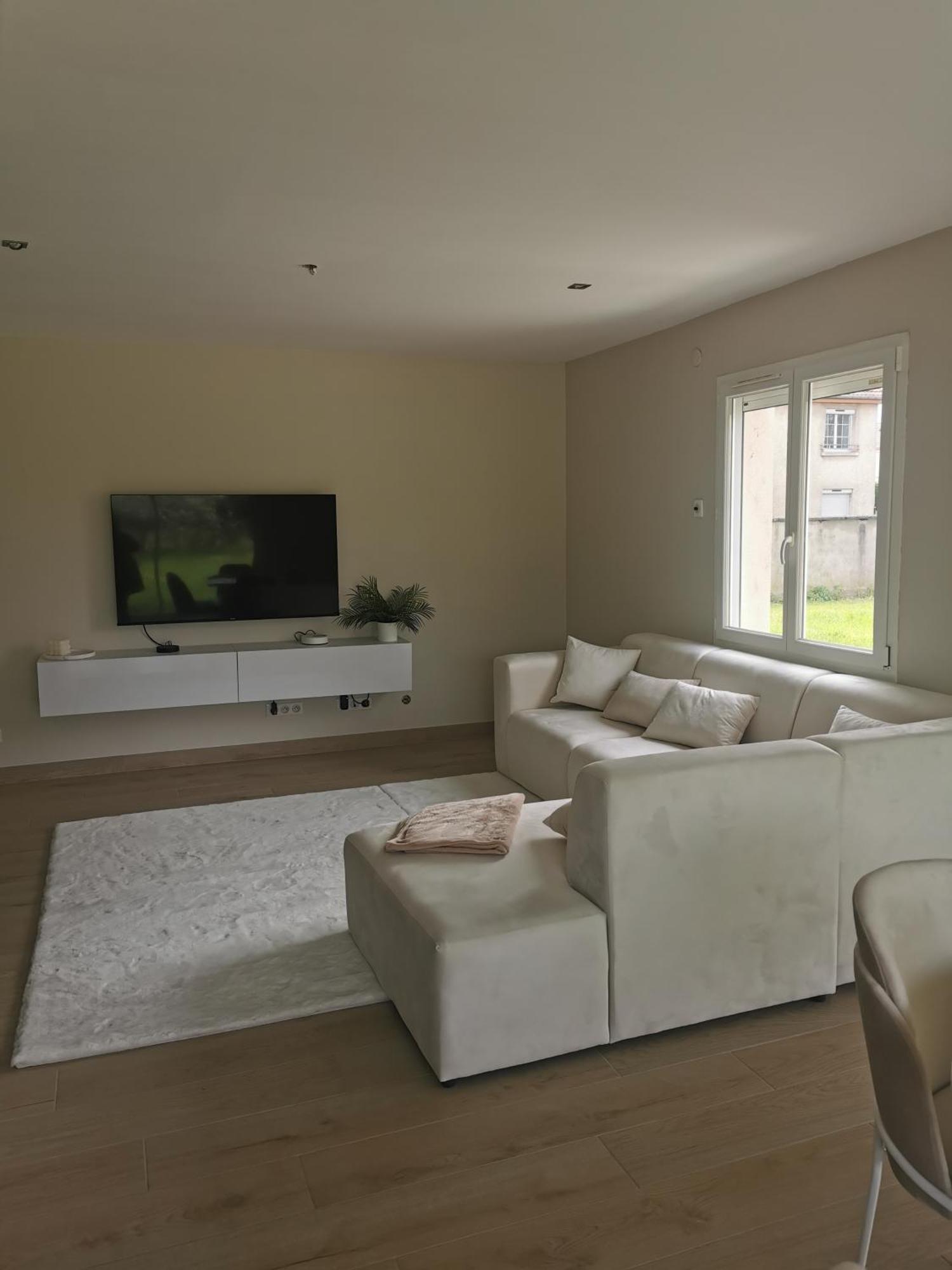Chambres D'Hotes Chez Manon Sampans Екстериор снимка